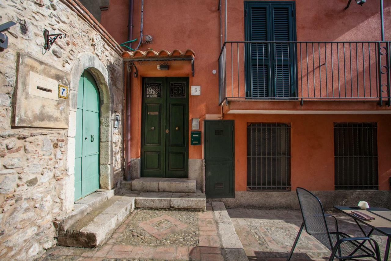 Casa Orchidea Azzurra Apartment Taormina Bagian luar foto
